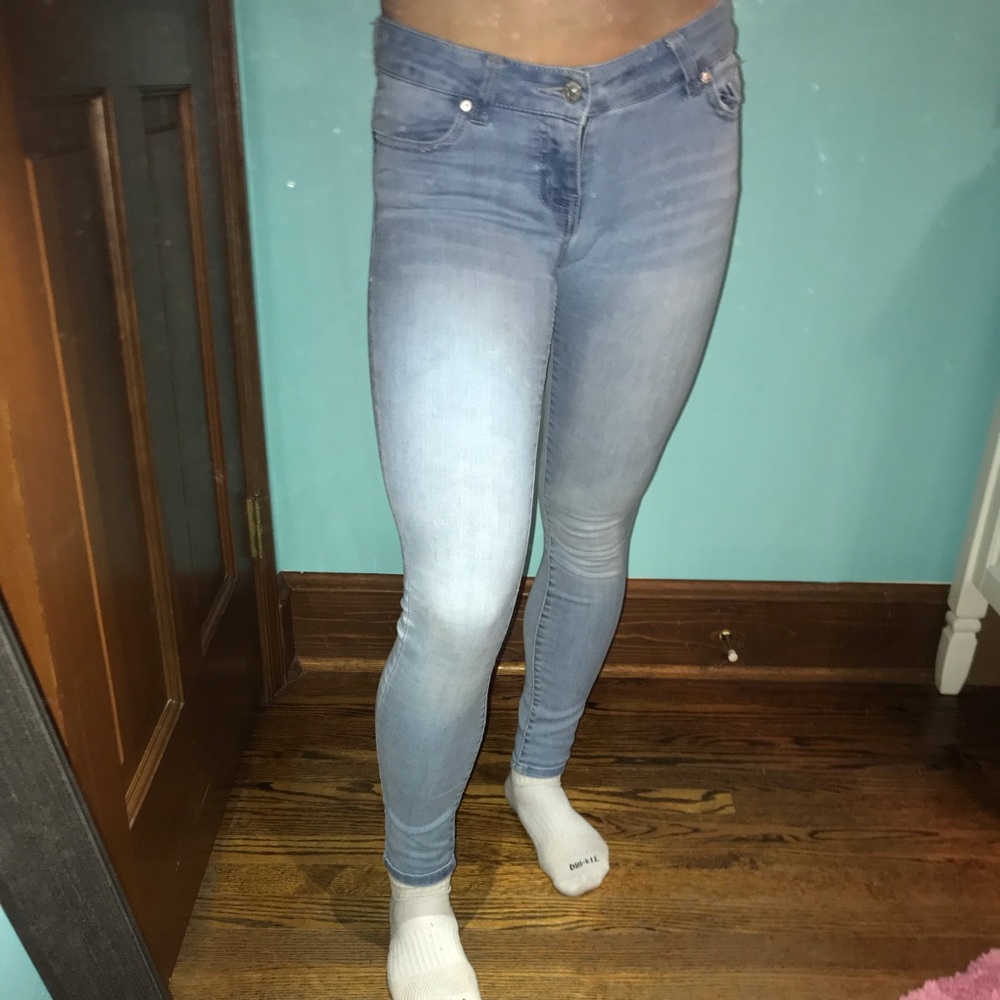 Delias jeans